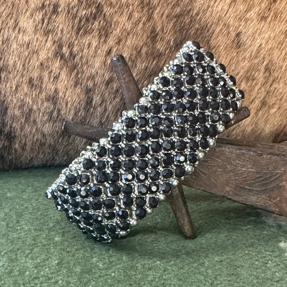 Jewelry - Elegant Black Crystal Bracelet